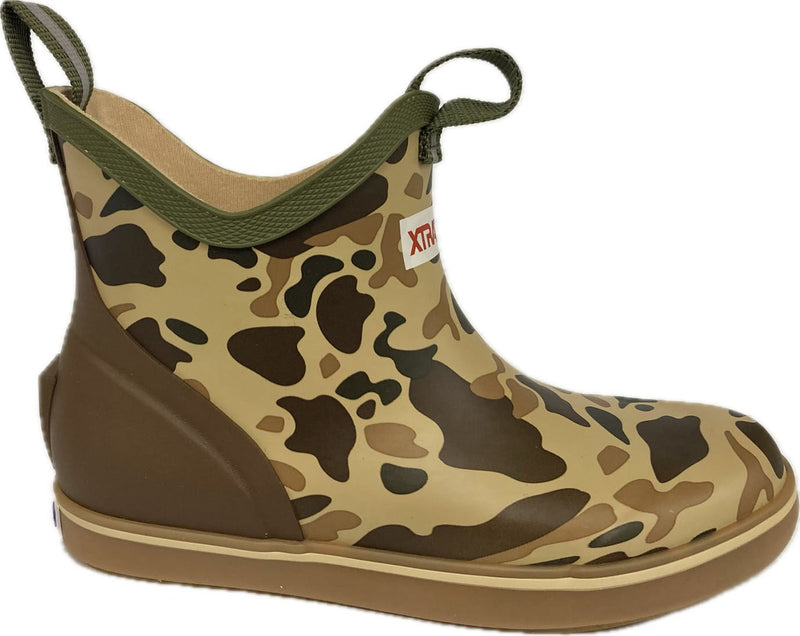 Load image into Gallery viewer, Xtratuf Kid&#39;s Ankle Deck Boot Slip On - Fort Thompson
